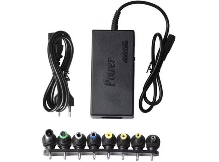 CARGADOR UNIVERSAL PARA LAPTOP 08 PUNTAS 96W 12-24V 4.5/4A - Imagen 2